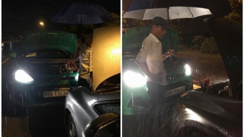 Minh họa một người đang giao tiếp với tài xế taxi, có thể đang hỏi đường hoặc xác nhận giá, thể hiện sự tương tác thân thiện và hiệu quả.